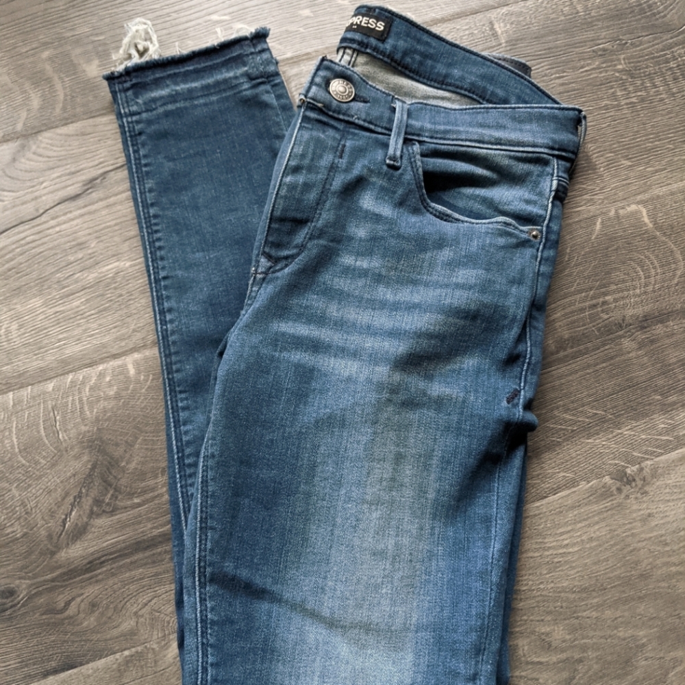 Express women's skinny jeans
